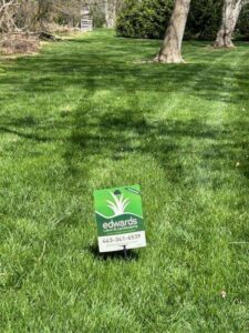 Edward's Lawn & Landscaping Regular Fertilization and Weed Control