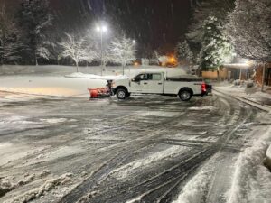 Edward's Lawn & Landscaping Commercial Snow Removal Services in Clarksville, MD