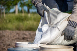 Edward's Lawn & Landscaping Lawn Fertilization Services in Columbia, MD
