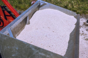 Edward's Lawn & Landscaping Lawn Fertilization Services in Sykesville, MD